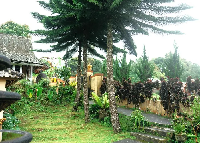 Tunjung Sari Villa *